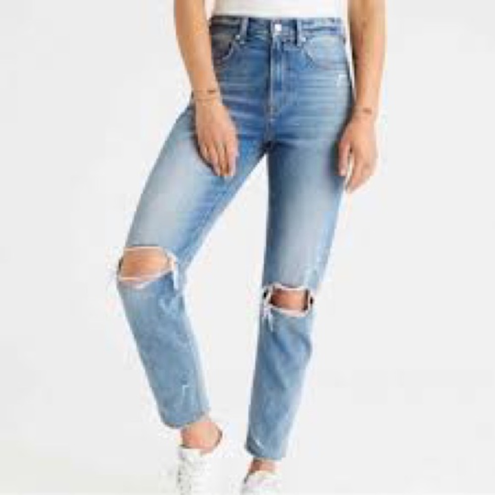 American eagle soft knit ripped jeans size 2 regular fit